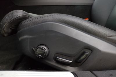 Volvo V60 B4 B Plus Dark aut