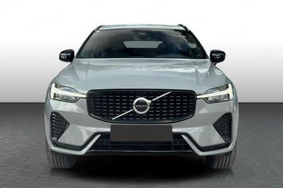 Volvo XC60 B4 B Plus Dark