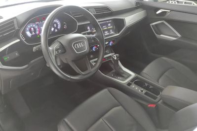 Audi Q3 35 TFSI mHEV S tronic