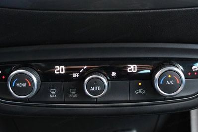 Opel Crossland X Elegance