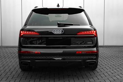 Audi Q7 55 TFSI e quattro S Line
