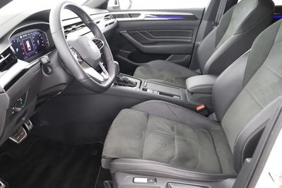 Volkswagen Arteon 2.0 TSI R-Line DSG