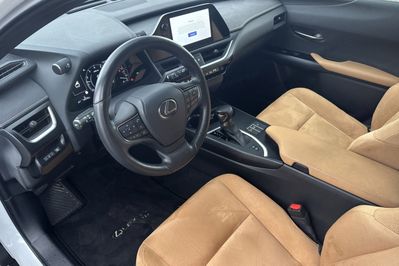 Lexus UX 200 Business
