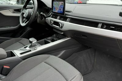 Audi A4 35 TFSI S Line