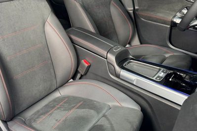 Mercedes GLB 200 AMG Line