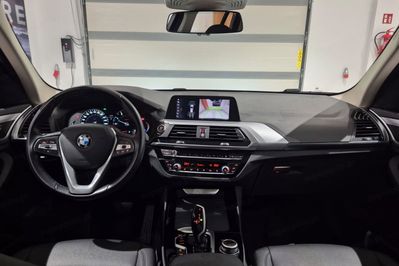 BMW X3 xDrive20i