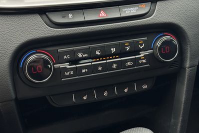 Kia ProCeed 1.5 t-Gdi Gt Line Dct