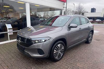 Mercedes EQA 250+ Electric Art