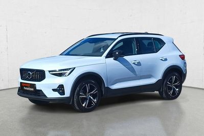 Volvo XC40 B3 Plus Dark aut