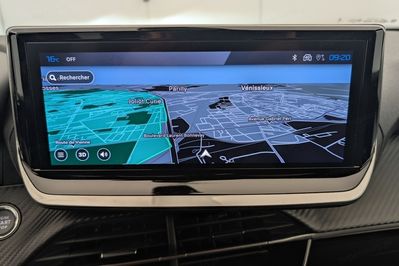 Peugeot 2008 ALLURE 1.2 PureTech