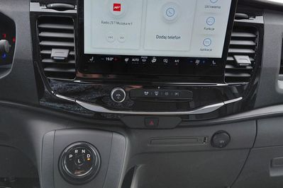 Ford Transit L4 RWD Trend