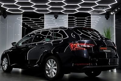 Skoda Superb 2.0 TDI SCR Ambition DSG