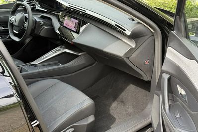 Peugeot 308 BlueHDi Allure S&S EAT8