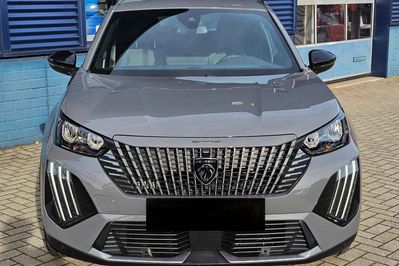 Peugeot 2008 Allure EAT8 1.2 PureTech