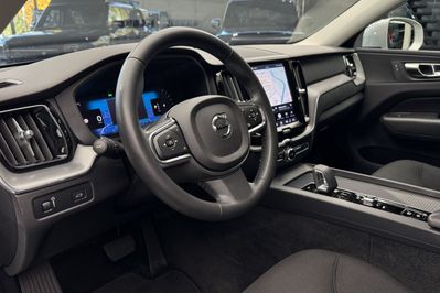 Volvo XC60 B4 B Momentum Pro