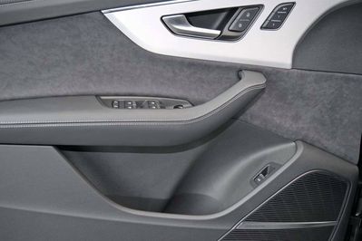 Audi Q7 50 TDI quattro S Line