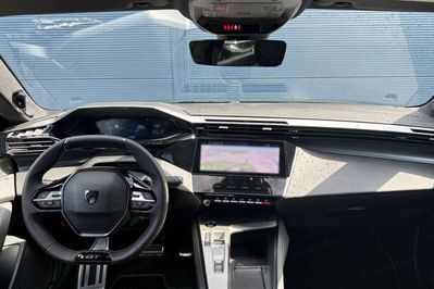 Peugeot 408 GT Exclusive S&S e-DCS6 1.2 PureTech mHEV