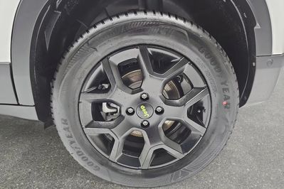 Jeep Avenger Overland 4xe 1.2 T3 mHEV eDCT6