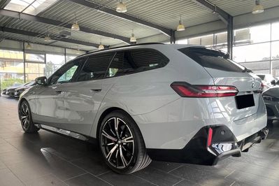 BMW Seria 5 Touring 540d xDrive M Sport