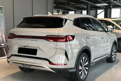 BYD Seal U DM-i  Design AWD