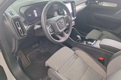 Volvo XC40 B3 Plus Dark