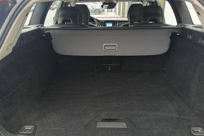Volvo V60 B4 D Momentum Pro aut