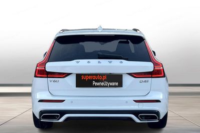 Volvo V60 D4 R-Design