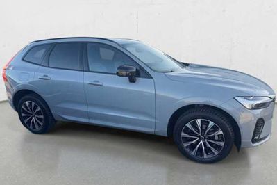 Volvo XC60 B5 B AWD Plus Dark aut