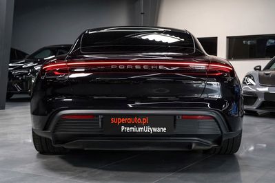Porsche Taycan 4S