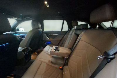 BMW Seria 5 520i mHEV aut