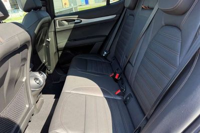 Alfa Romeo Stelvio Turbo Intensa Q4
