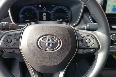 Toyota Corolla Comfort 1.5 benzyna