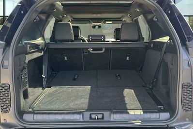 Land Rover Discovery V 2.0 P300 R-Dynamic SE