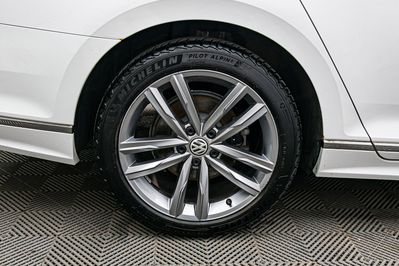 Volkswagen Passat 1.8 TSI R-Line DSG