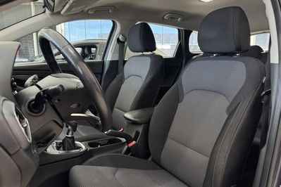 Hyundai i30 1.5 DPI Classic +
