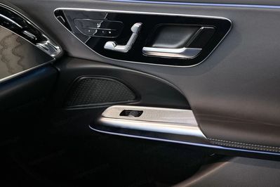 Mercedes Klasa E 300 e 4-Matic AMG