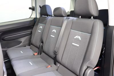Ford Tourneo Connect Grand L2H1 Active PHEV A6