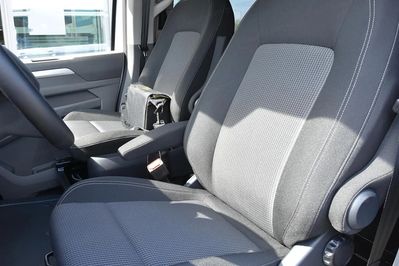 Volkswagen Transporter Plus Edition L2H1 DSG