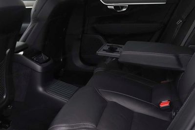 Volvo V90 T8 AWD Ultra Bright
