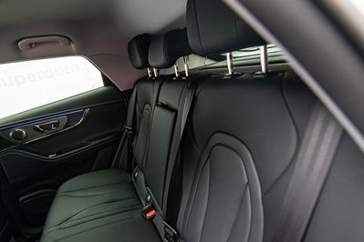 Omoda 5 1.5 T-GDI Hybrid Premium DHT