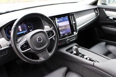 Volvo V90 B4 D Momentum