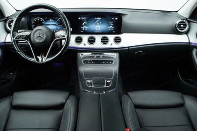 Mercedes Klasa E 220 d 4-Matic AMG/Avantgarde