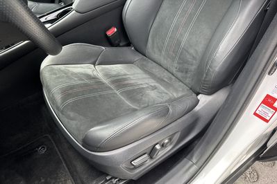 Toyota C-HR GR Sport 1.8 Hybrid
