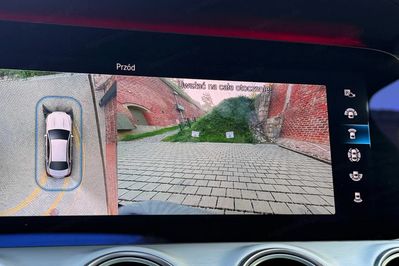 Mercedes Klasa E 220 d 4-Matic AMG Line