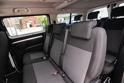 Peugeot Traveller Long L2H1 Business