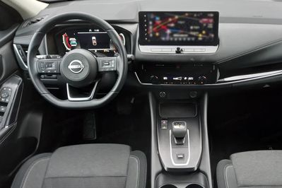 Nissan Qashqai 1.3 DIG-T mHEV N-Connecta XTronic