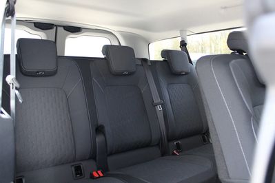 Ford Transit Custom Kombi M1 320 L2H1 Limited A8