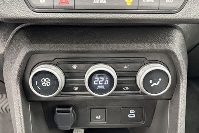 Dacia Jogger Extreme 1.6 Hybrid AT 7-miejsc