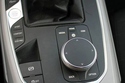 BMW Seria 3 318i