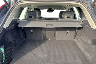 Volvo XC60 B4 D Momentum Pro